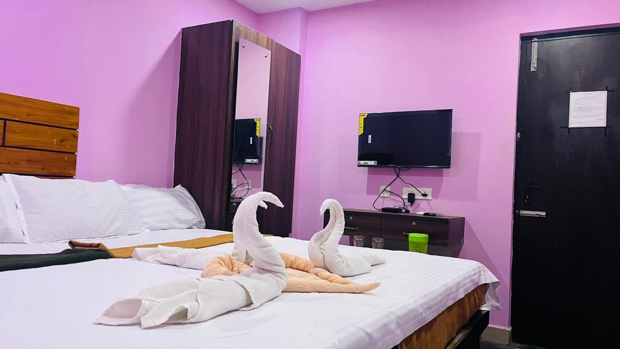 Skyway Rooms Pondicherry Eksteriør bilde